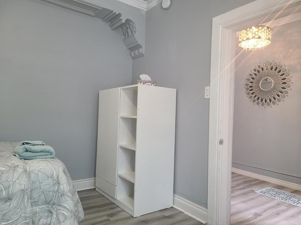 Downtown Ottawa Spacious Room Accommodation Bagian luar foto