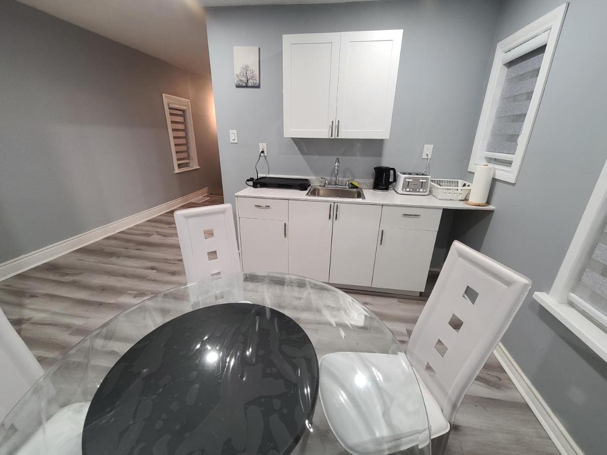 Downtown Ottawa Spacious Room Accommodation Bagian luar foto